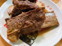 卤牛排-烂厅下牛肉汤