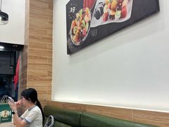 -佰搭果·广式茶餐厅(西华路店)