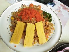 日式蟹子炒饭-樱花里音乐餐吧·牛扒椰子鸡(东圃店)