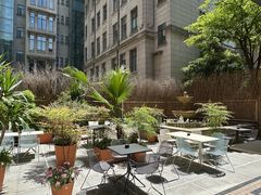 -潮一不贰·法式甜品·生日蛋糕·西式简餐(外滩店)