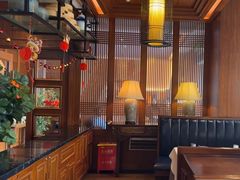 -八府香鸭·啫啫煲(华山路店)