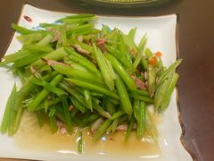 -宾朋海鲜饭庄(兴海路店)