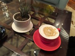 -梁鸿湿地丽笙度假酒店大堂吧