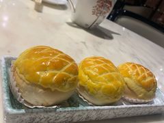 酥皮水牛奶菠萝包-陶陶居·雅园(凯华国际店)