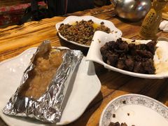 -小锅巴纳西餐厅
