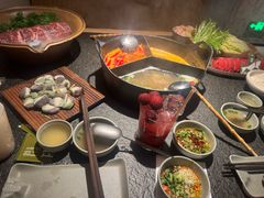 -三出山火锅(南京万象天地店)