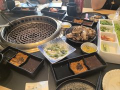 -極屋鮨牛 · 烧肉酒场(时代C馆店)