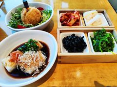 酥炸猪肉裹温泉蛋-胜博殿日式炸猪排(西红门店)
