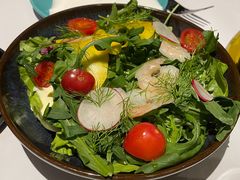 芒果牛油果大虾色拉-乐意坊Alla Torre意大利手工披萨(陆家嘴旗舰店)