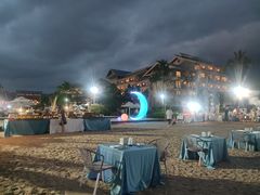 -亚龙湾希尔顿自助餐厅·海鲜·烧烤·沙滩BBQ·现场乐队