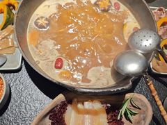 -大龙燚·旷野鲜火锅(广州首店)