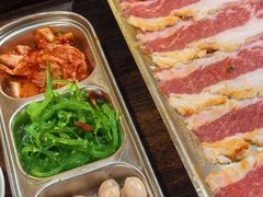 -围炉肉舍•炭烤活鳗•丹东海鲜烤肉(步行街店)