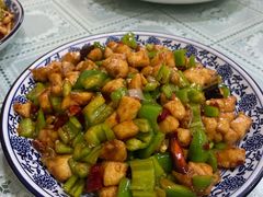 辣子鸡丁-北大地皖峰饭馆