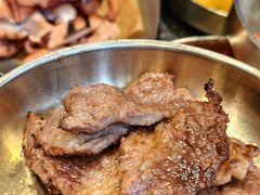 -草家酱蟹炭火烤肉店(珲春南路二店)