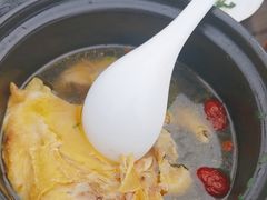 -七的湖·晚芳亭·阳澄湖农家菜·大闸蟹(莲花岛店)