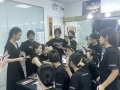 -首脑美容美发化妆美甲培训学校(龙岗校区)