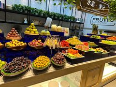 -川骄海鲜自助(王府井奥莱UP TOWN店原世界之花店)