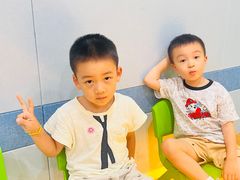 -蓝话筒·少儿成人演讲口才·主持朗诵·戏剧表演(大华第一坊店)