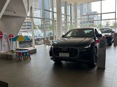 -深圳锦龙奥迪4S店(前海店)