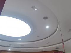 -雅悦齿科(顾村公园店)
