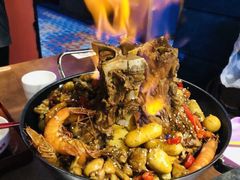 -胖哥俩肉蟹煲(湖滨银泰in77店)