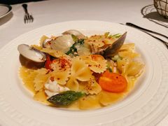 -Mogul Eatery·大亨餐酒馆