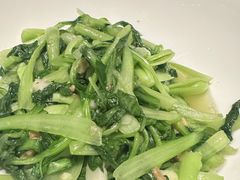 -鱼鲜饭香·招牌汽锅剁椒鱼头王