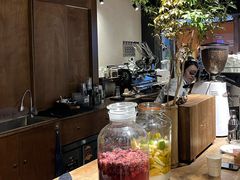 -Metal hands·铁手咖啡