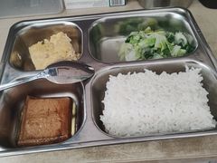 -上海市普陀区中心医院