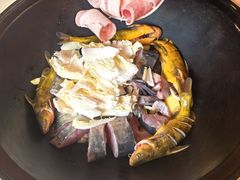-王老六铁锅炖鱼(华阳路店)