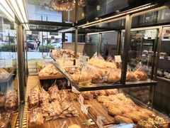 -顶东面包花园·生日蛋糕(世博店)