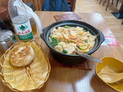 -天瑞福云南过桥米线(十里河店)