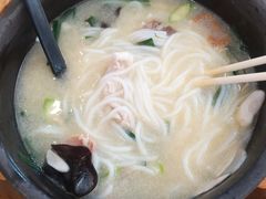 -桥香园过桥米线(国贸店)
