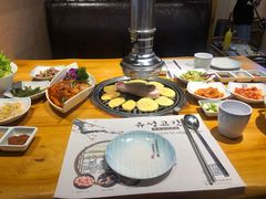 -唯成•韩国炭火烤肉 유성고기