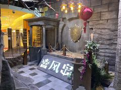-暴风岛沉浸式体验馆(百联世纪店)