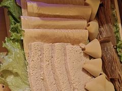 -晓宇重庆火锅(西安荟聚店)