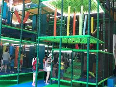 -蒙特利亲子乐园