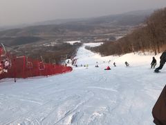 -庙香山滑雪场