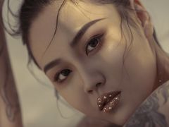 -贺加贝化妆美甲培训学校