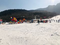 -济南卧虎山滑雪场