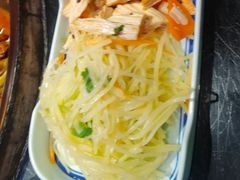 -鱼窝棚柴火铁锅炖(富山屯店)