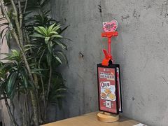 -必胜客(上海华谊新所店)