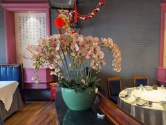 -八府香鸭·啫啫煲(华山路店)