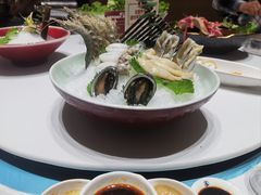 -红鼎豆捞·非遗鲍皇汤火锅(宝丰路店)