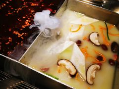 -九鼎轩脆毛肚火锅(南京东路店)