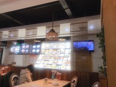 -魏铭鱼头捞饭(晋阳路店)