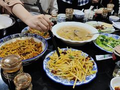 大盘鸡-一锅厨东北水饺店(厦大店)