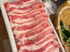 精选肥牛-尚尚仙·酸汤猪手·猪肚鸡火锅(华联万柳购物中心店)