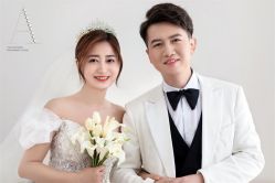 -蒙娜丽莎婚纱摄影(南门店)