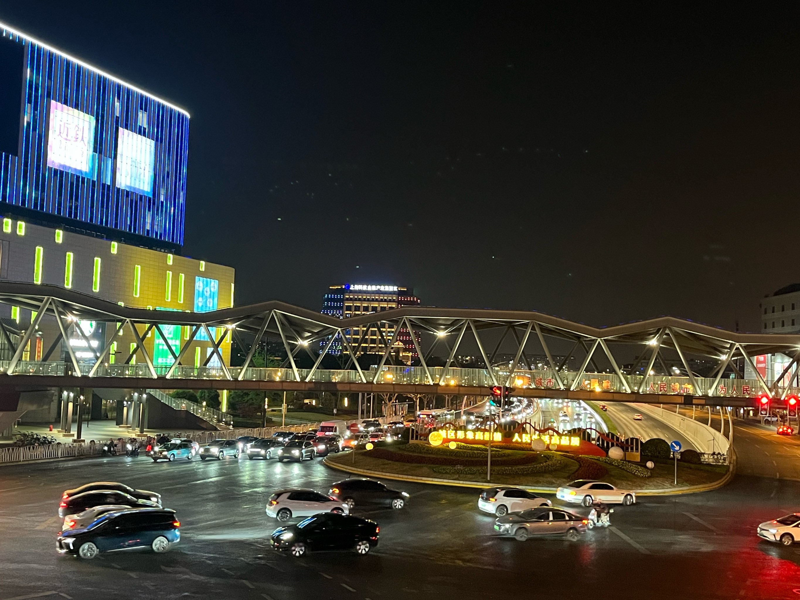 7km夜间徒步金沙江路